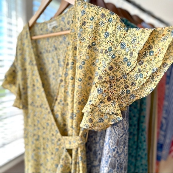 Max Studio wrap maxi dress with short  sleeves, ruffles - Picture 8 of 14